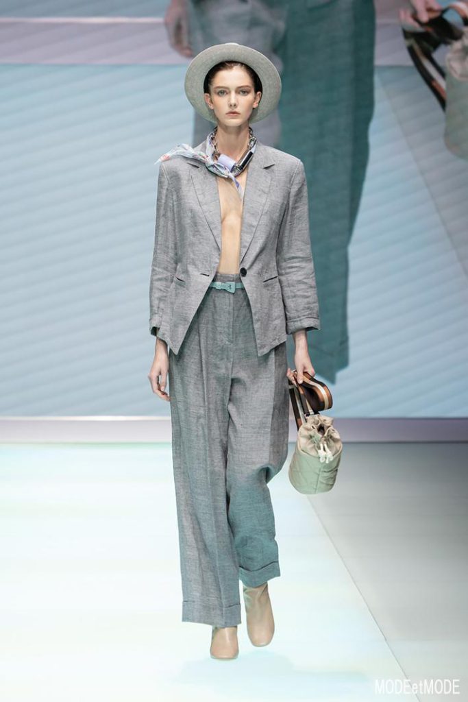 EMPORIO_ARMANI_SS22_LADIES_005