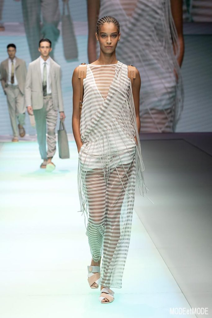 EMPORIO_ARMANI_SS22_LADIES_009