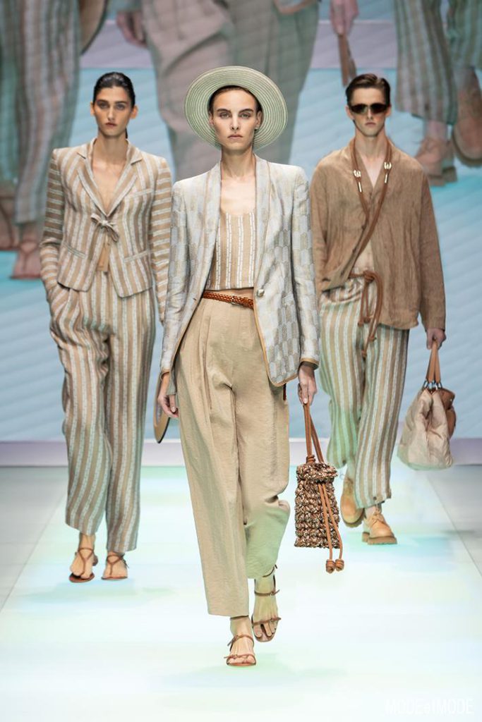 EMPORIO_ARMANI_SS22_LADIES_010