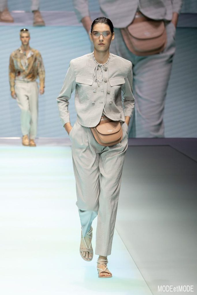 EMPORIO_ARMANI_SS22_LADIES_016
