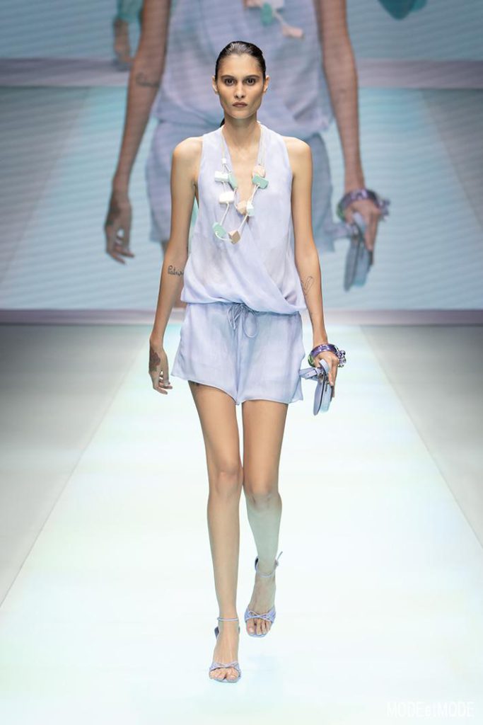 EMPORIO_ARMANI_SS22_LADIES_026