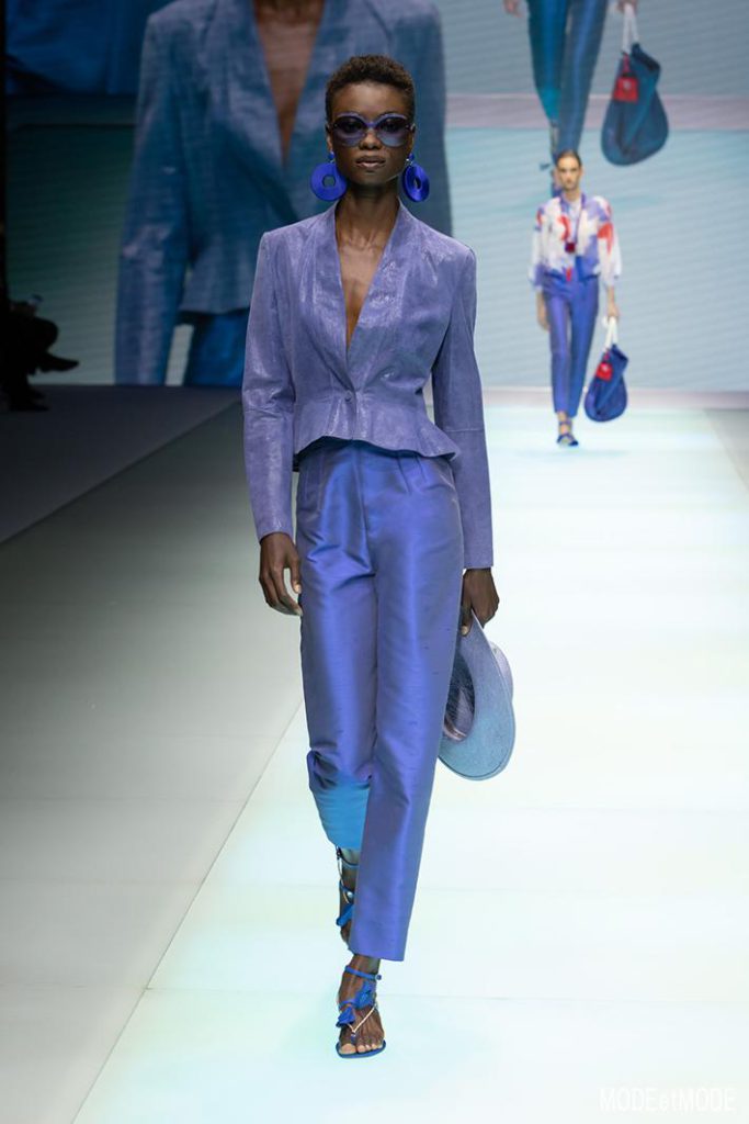 EMPORIO_ARMANI_SS22_LADIES_044