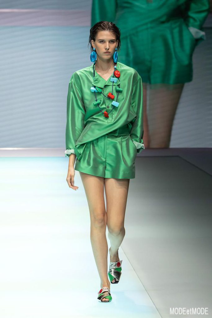 EMPORIO_ARMANI_SS22_LADIES_054
