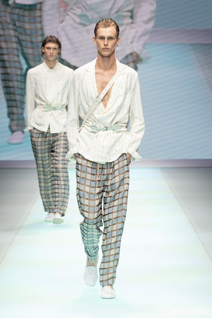 EMPORIO_ARMANI_SS22_MENS_096