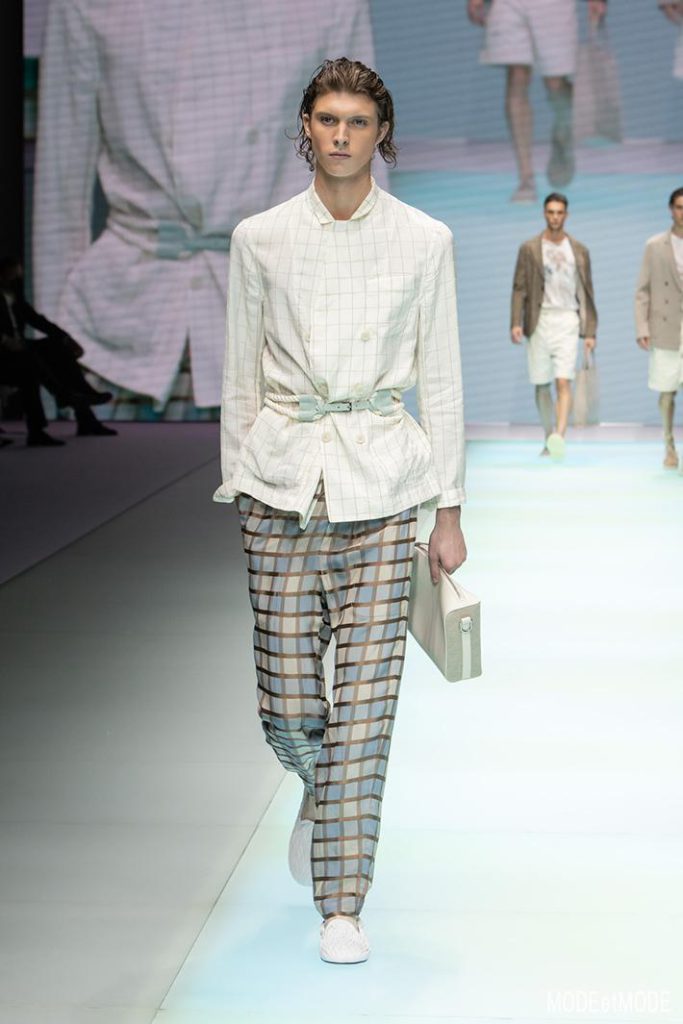 EMPORIO_ARMANI_SS22_MENS_097