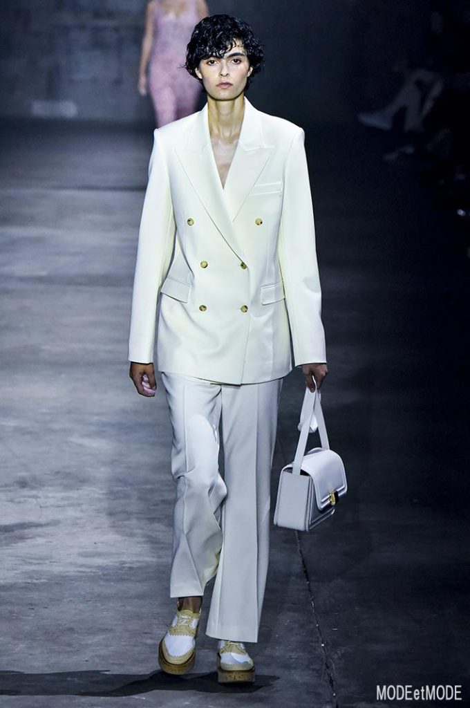 SS22