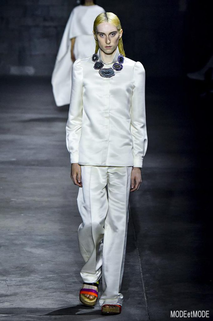 SS22