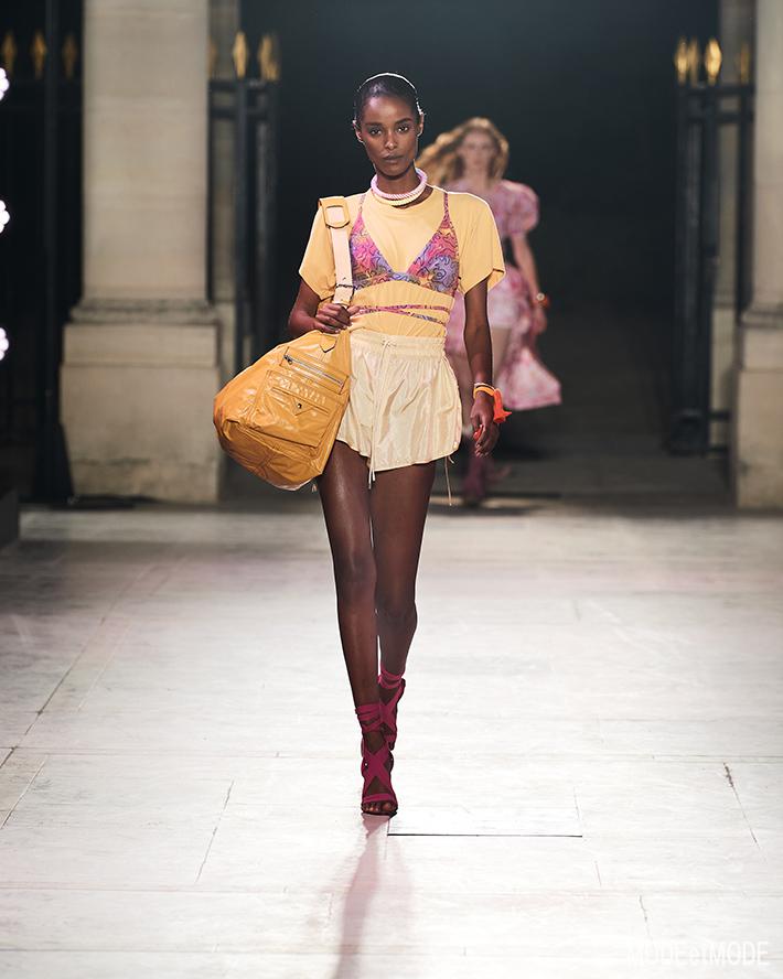 ISABEL_MARANT_SS22_005