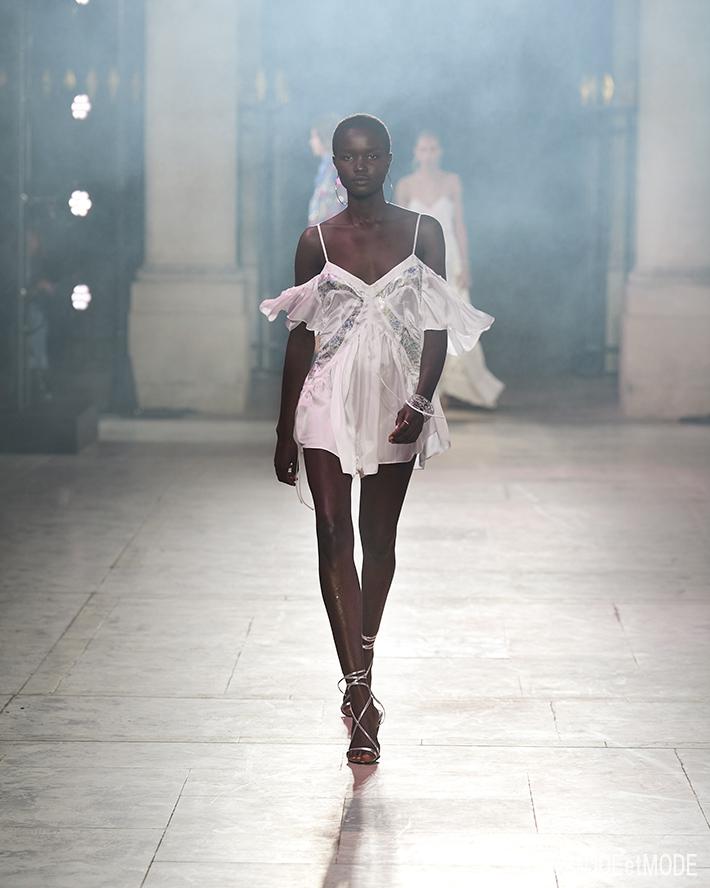ISABEL_MARANT_SS22_044