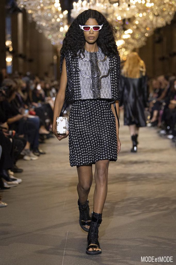 LouisVuitton_SS22_025