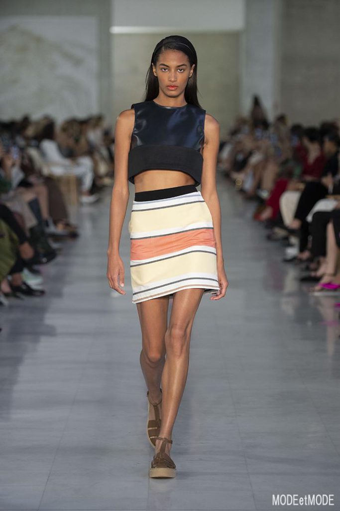 Max_Mara_SS22_018