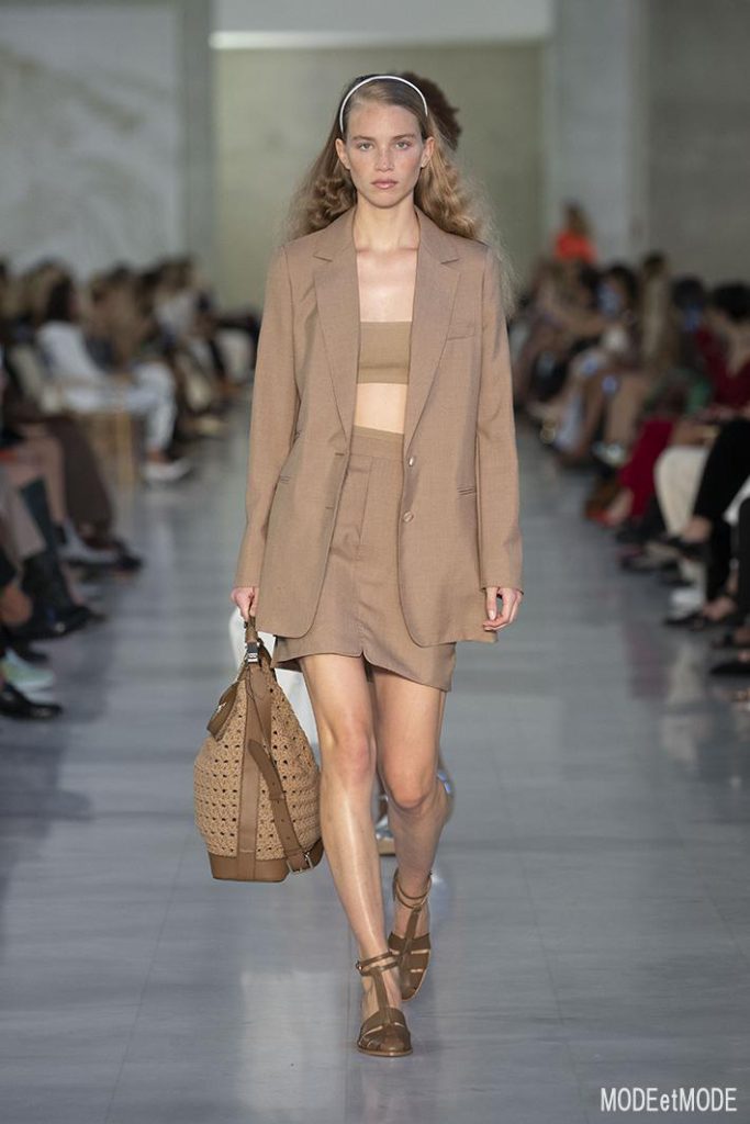 Max_Mara_SS22_022