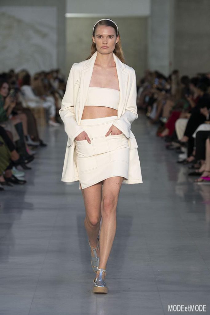 Max_Mara_SS22_028