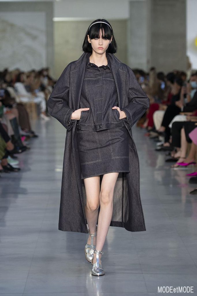 Max_Mara_SS22_033