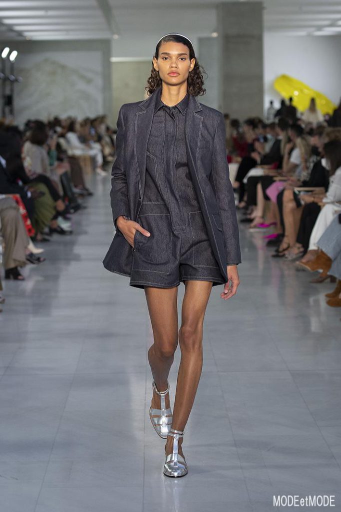Max_Mara_SS22_040