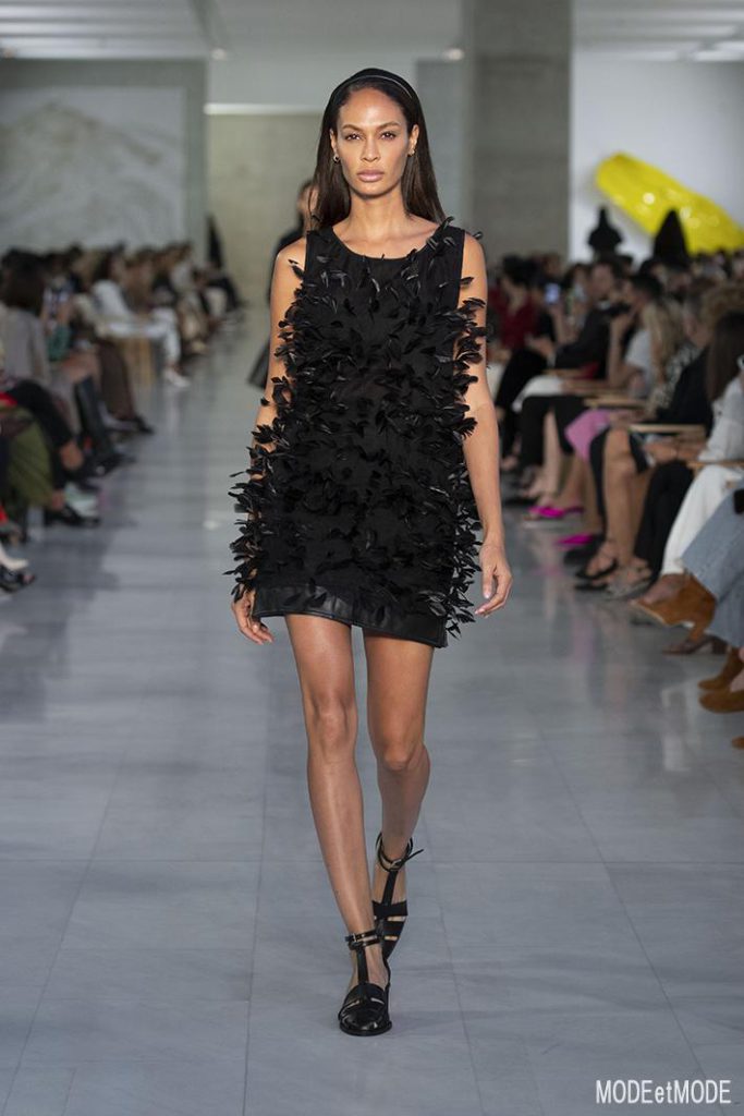 Max_Mara_SS22_044