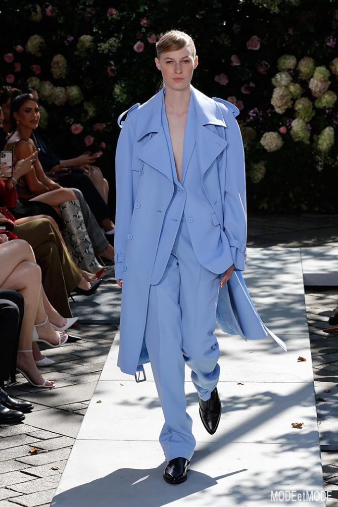 SS22