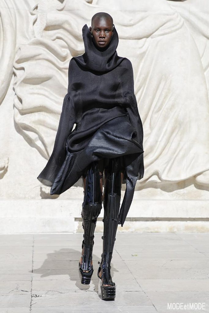 Rick_Owens_SS22_003