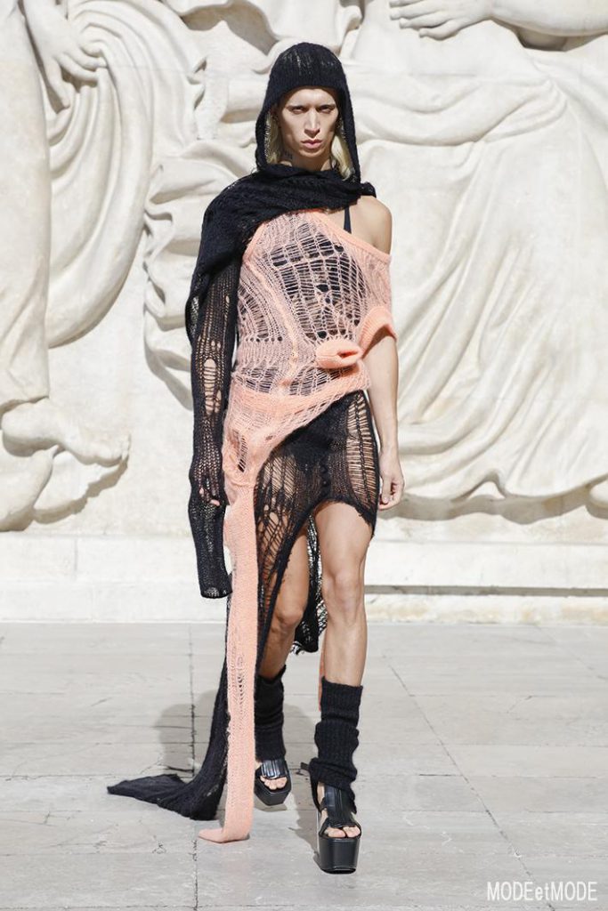 Rick_Owens_SS22_017