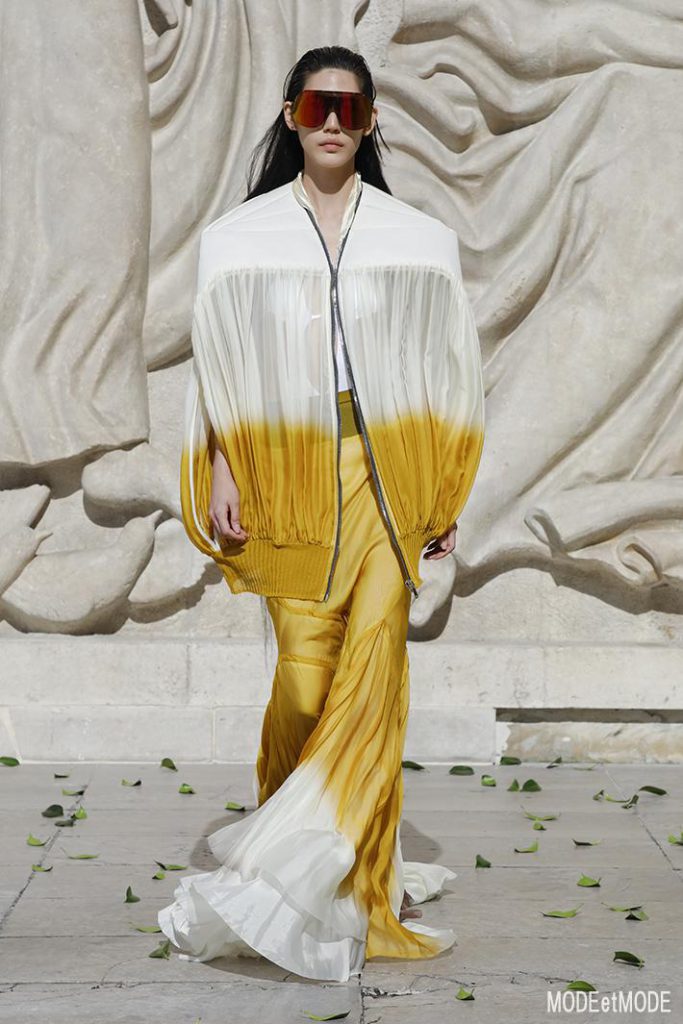 Rick_Owens_SS22_038