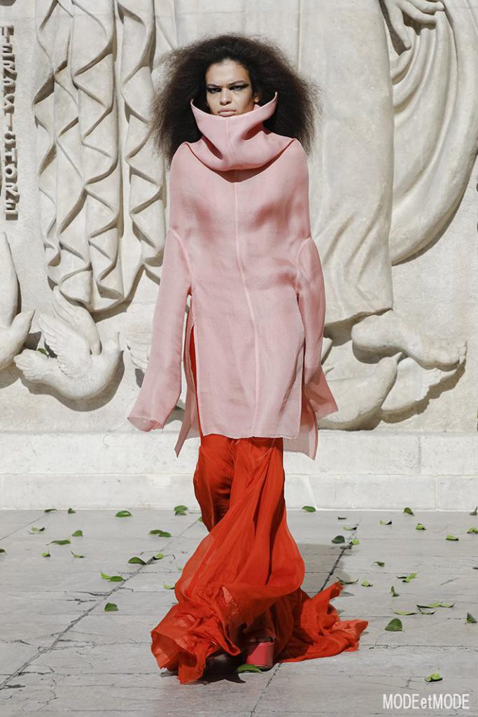 Rick_Owens_SS22_039