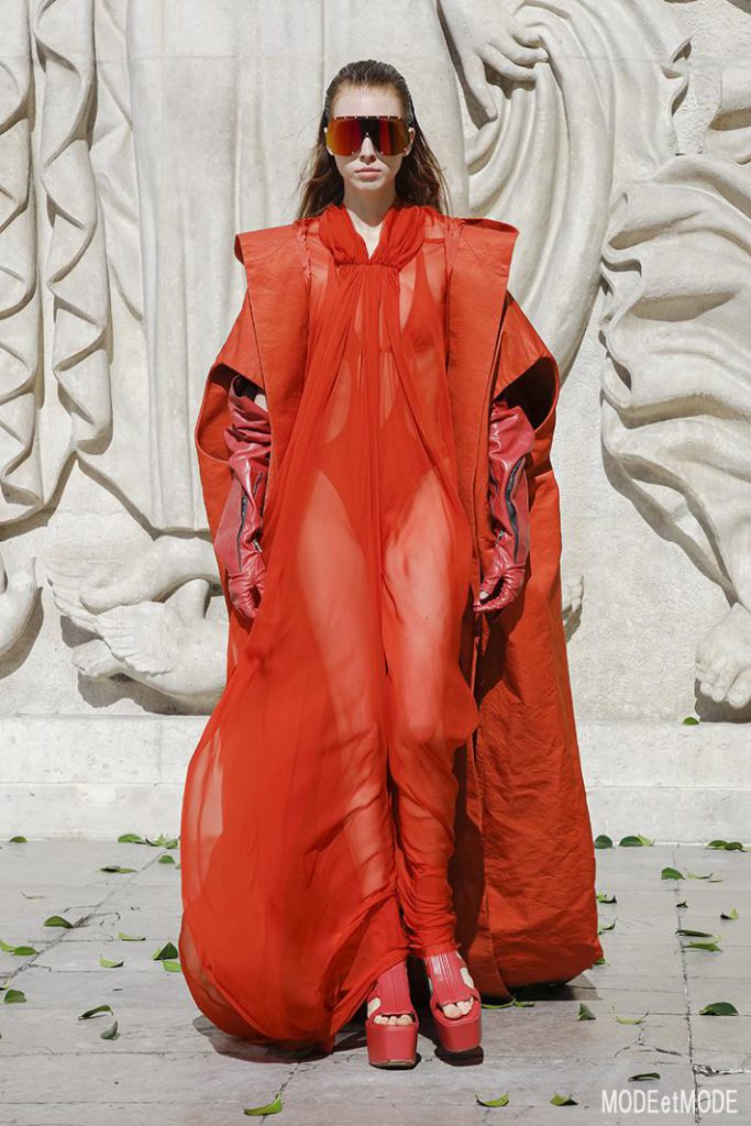 Rick_Owens_SS22_046