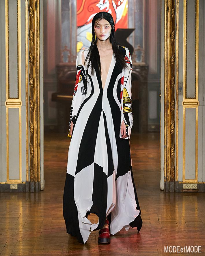Rochas_SS22_028