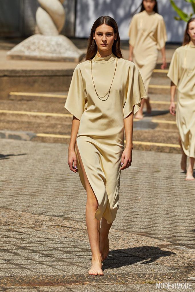 Rodarte_SS22_044