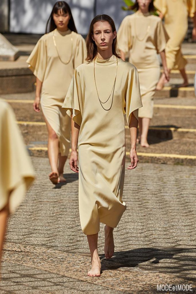 Rodarte_SS22_045