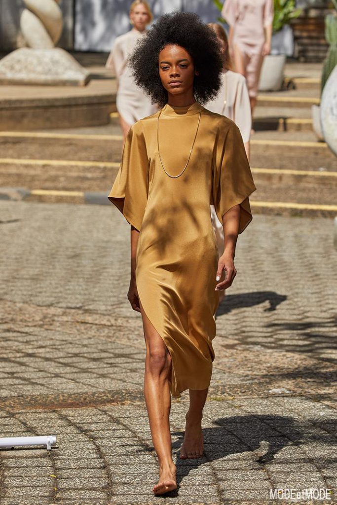 Rodarte_SS22_050