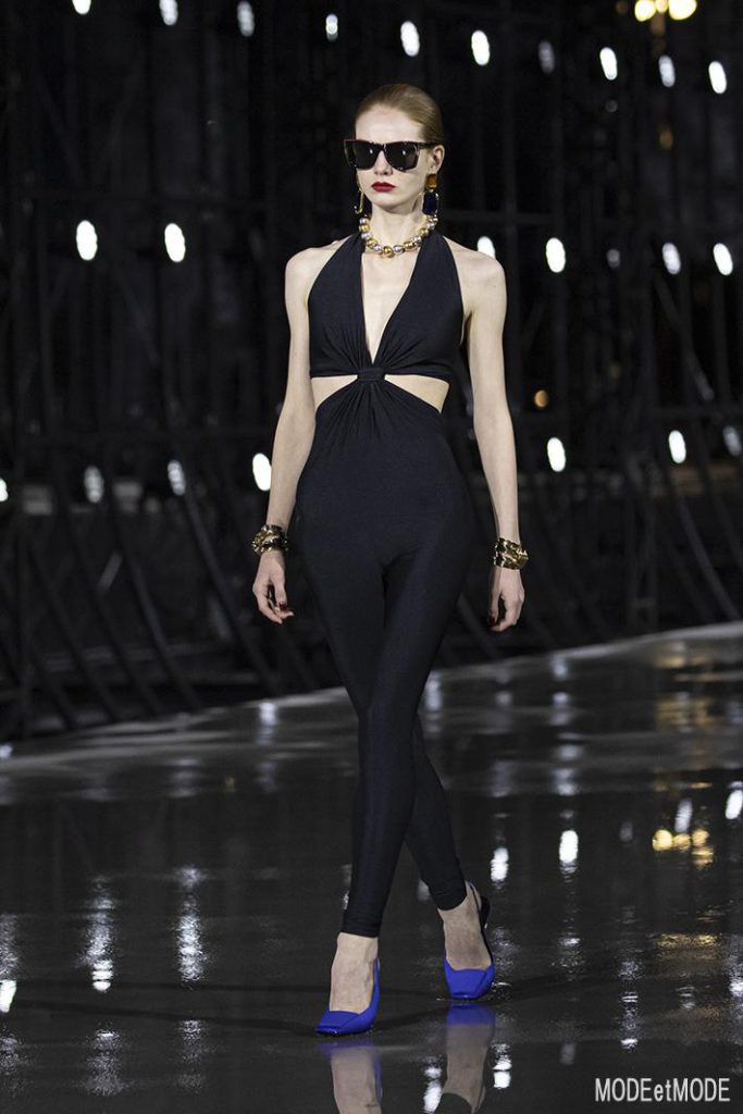 Saint_Laurent_SS22_011