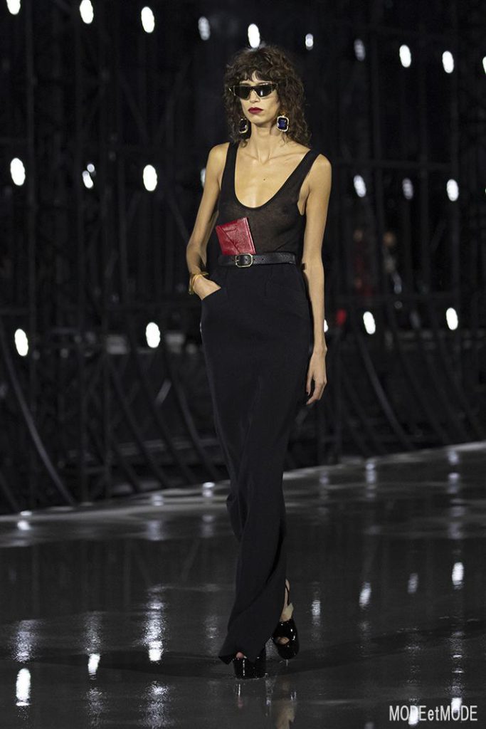 Saint_Laurent_SS22_023