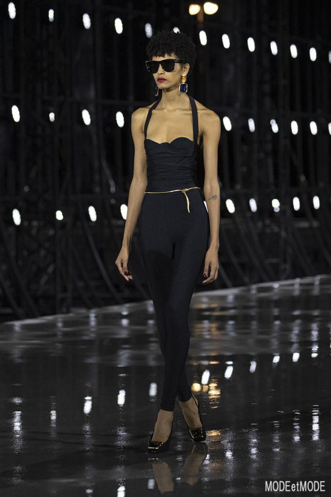Saint_Laurent_SS22_026