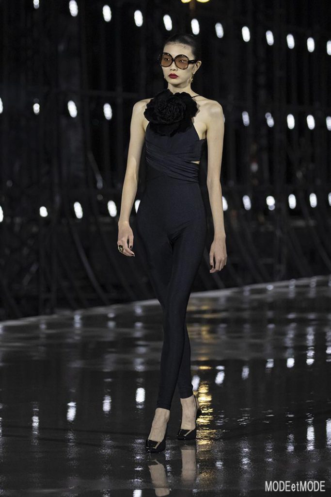 Saint_Laurent_SS22_027