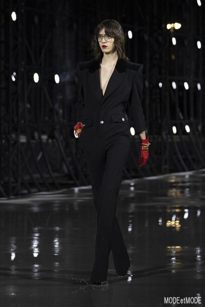 Saint_Laurent_SS22_033