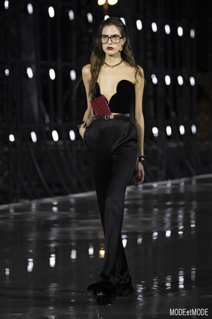 Saint_Laurent_SS22_048