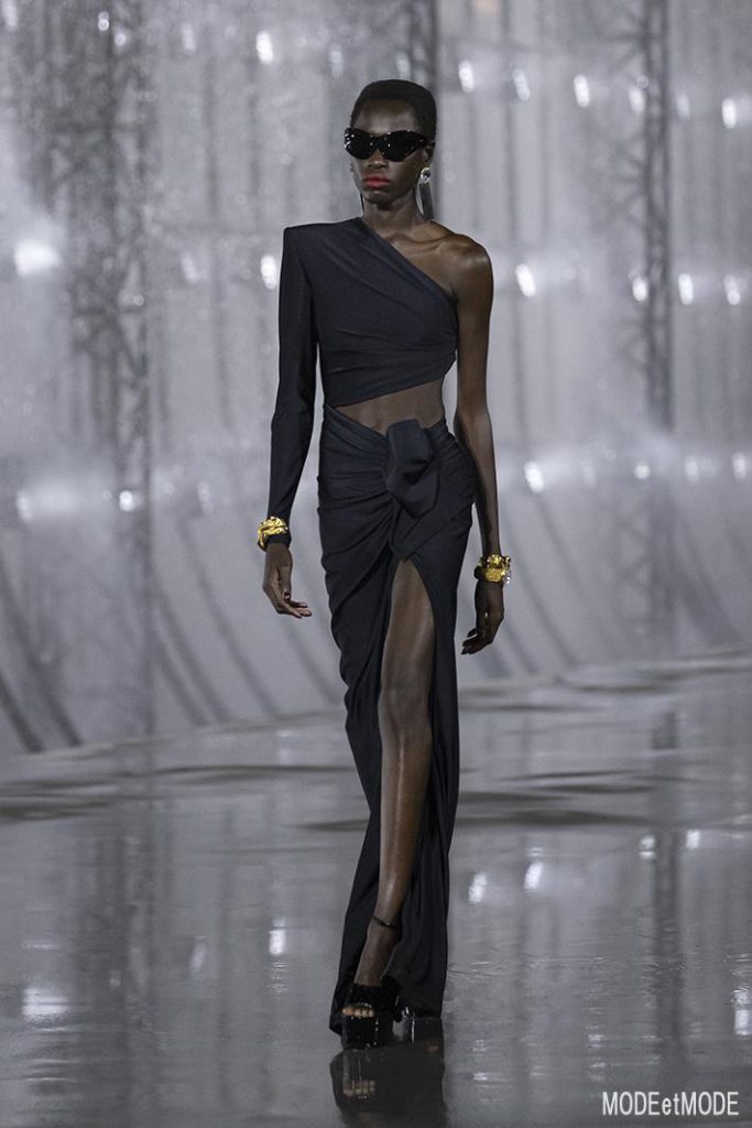 Saint_Laurent_SS22_054