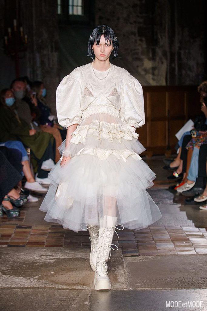 Simone_Rocha_SS22_002