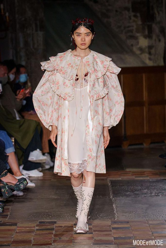Simone_Rocha_SS22_008