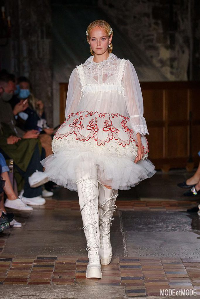 Simone_Rocha_SS22_021