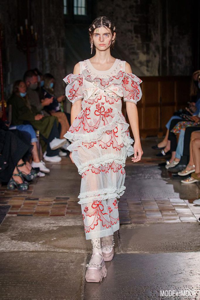 Simone_Rocha_SS22_022