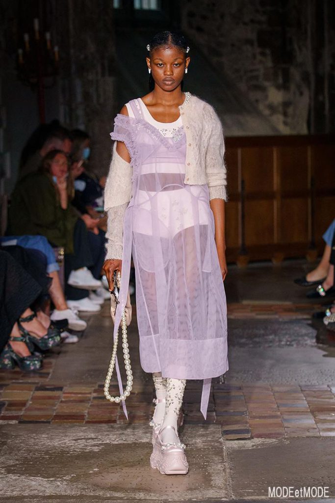 Simone_Rocha_SS22_025