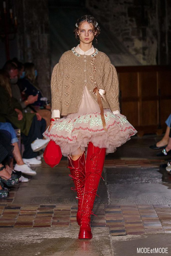 Simone_Rocha_SS22_028