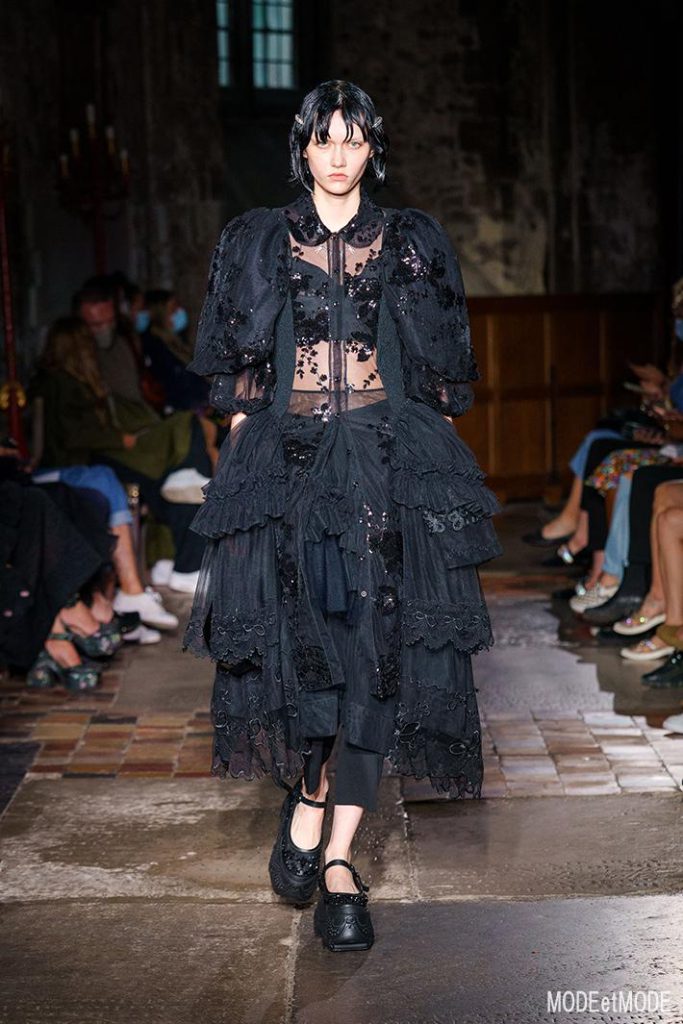 Simone_Rocha_SS22_034