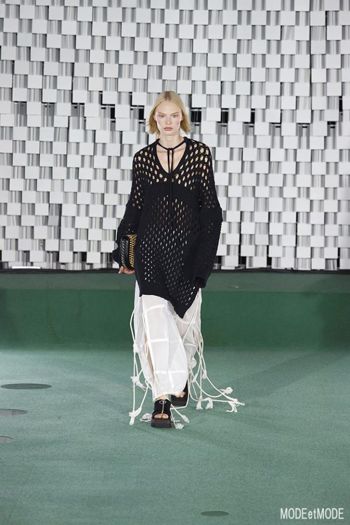 Stella_McCartney_SS22_003