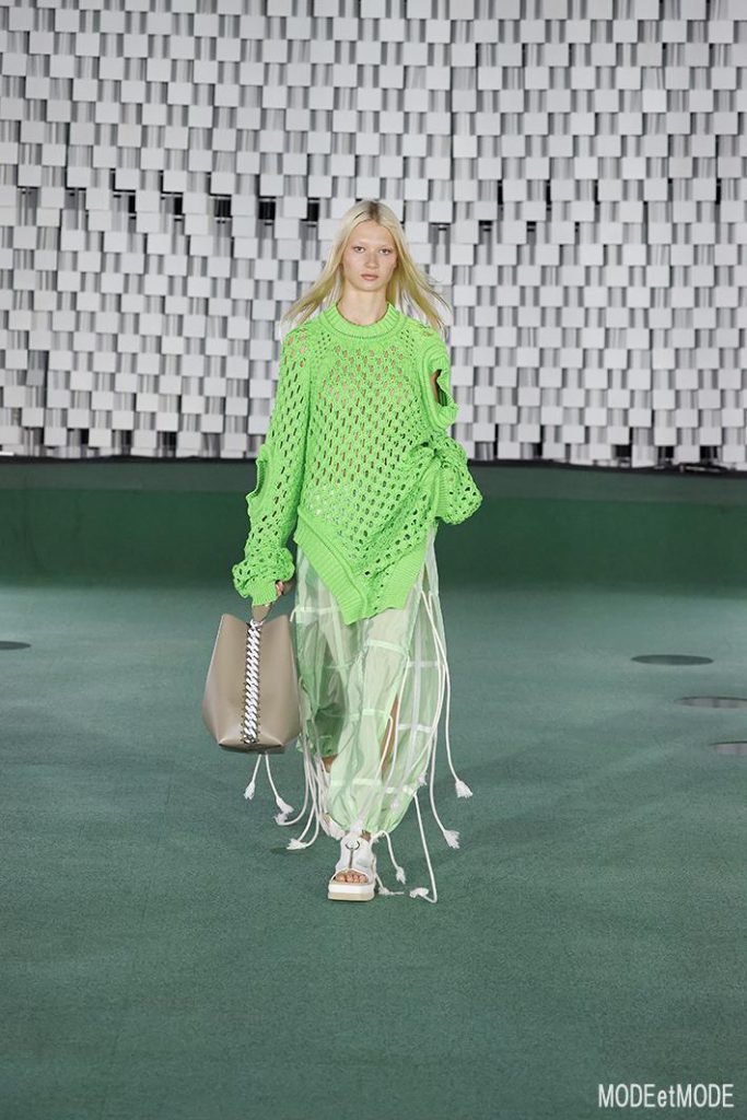 Stella_McCartney_SS22_008