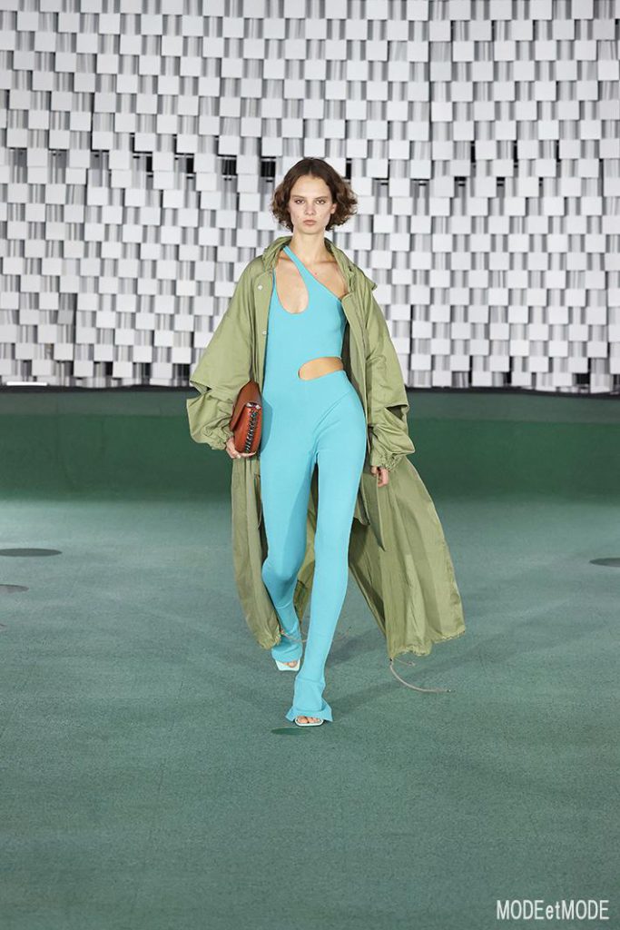 Stella_McCartney_SS22_009