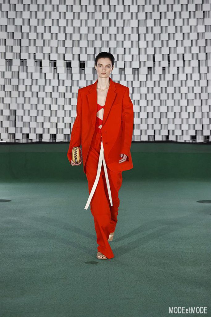 Stella_McCartney_SS22_015
