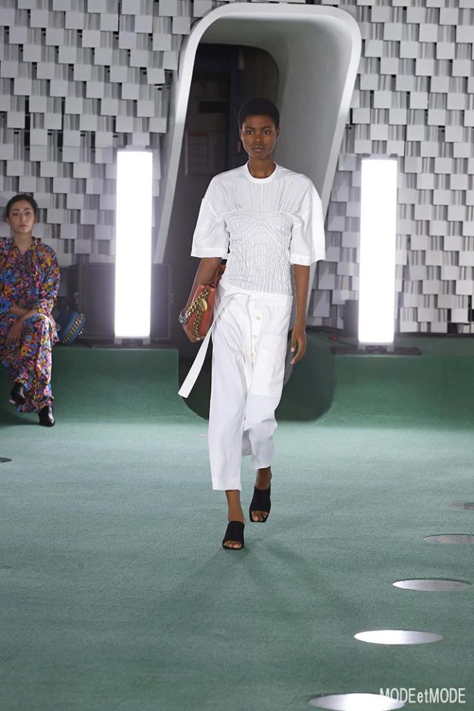 Stella_McCartney_SS22_021