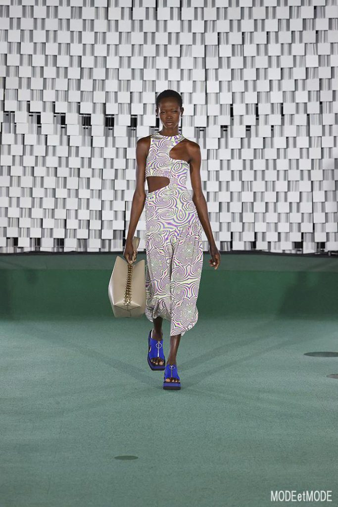 Stella_McCartney_SS22_023